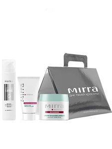 Набор в коробке-сумочке (БАЛЬЗАМ УВЛАЖНЯЮЩИЙ, КРЕМ-СКРАБ УВЛАЖНЯЮЩИЙ, НОЧНАЯ УВЛАЖНЯЮЩАЯ МАСКА)